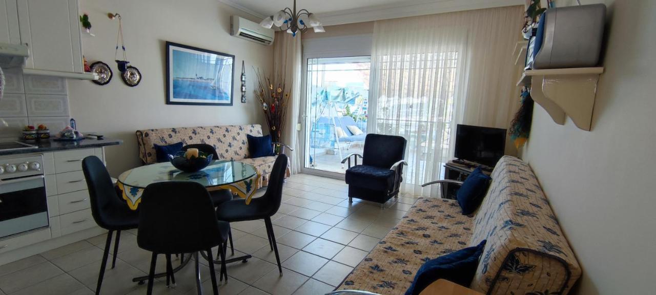 Sunflower Apartment Néa Péramos 外观 照片