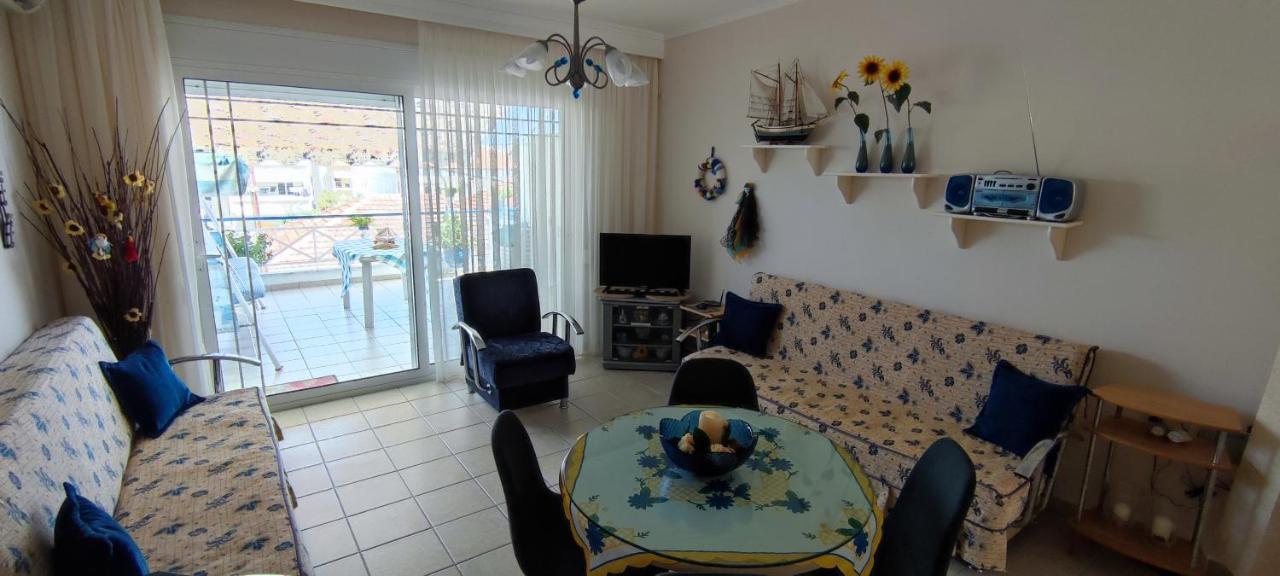 Sunflower Apartment Néa Péramos 外观 照片